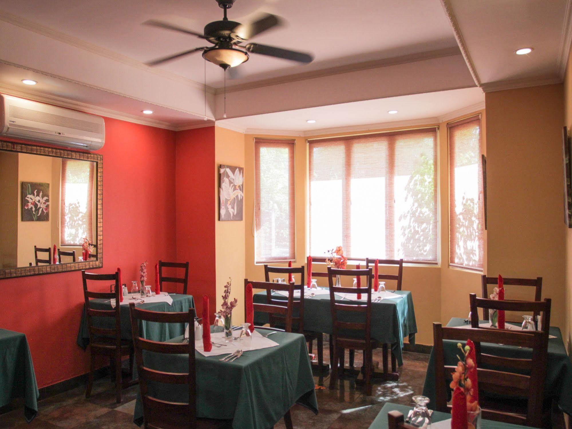 L'Orchidee Boutique Hotel Belmont Εξωτερικό φωτογραφία